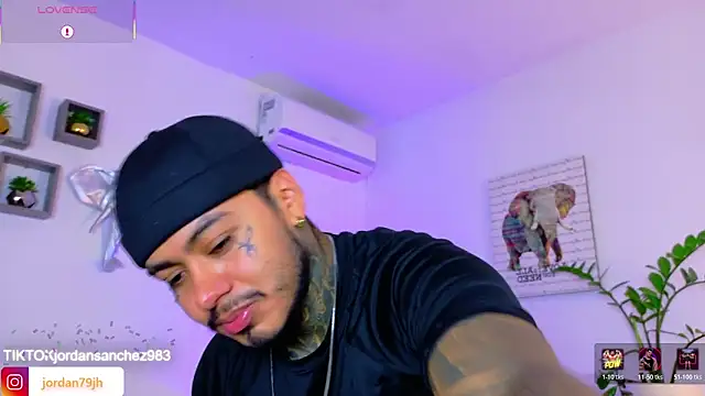 JordanSmiith_ élő XXX-chatje