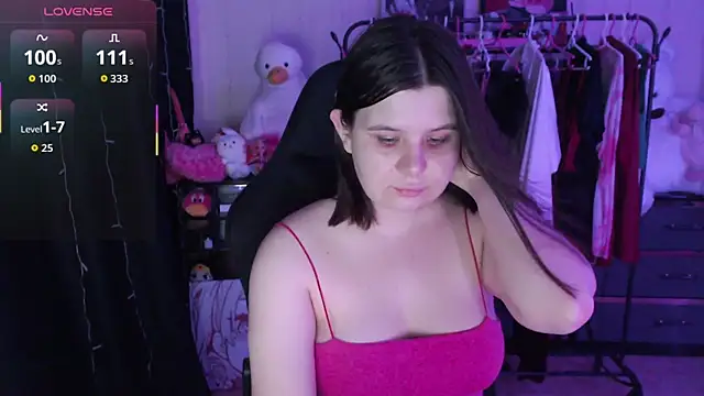 دردشة AmyVibess الجنسية المباشرة