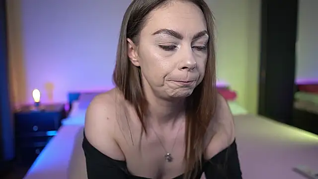 TiffanyPierce Live XXX-Chat