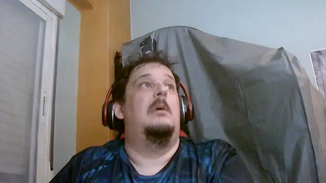 porkorossy's Live XXX Chat
