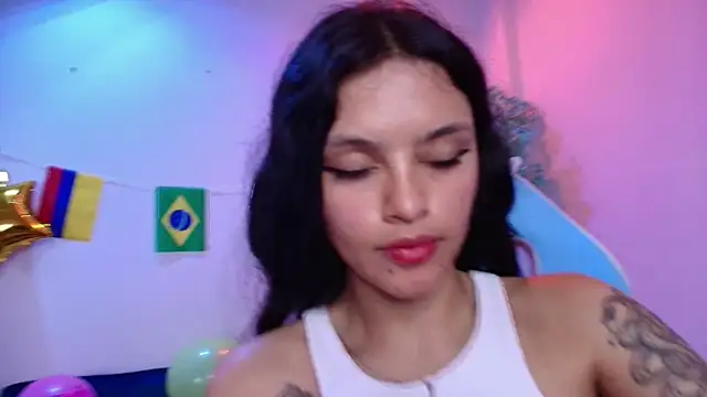 XXX chat uživo modela Maddie_T18