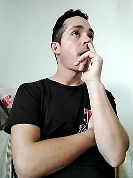 دردشة Gabriel_leon33 الجنسية المباشرة