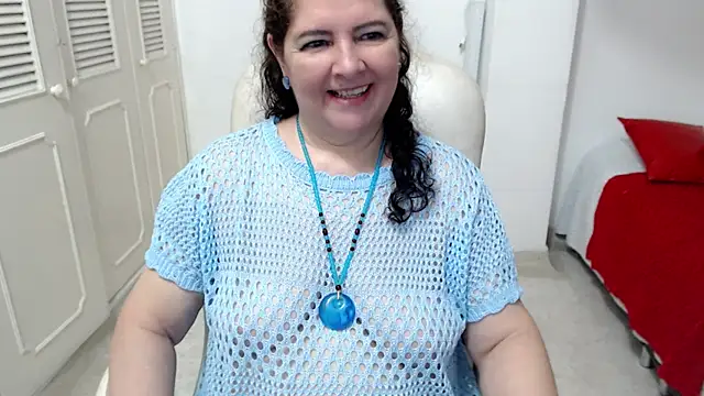 leonela_69 live XXX chat
