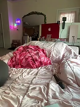 PiggyRosen Live XXX chat