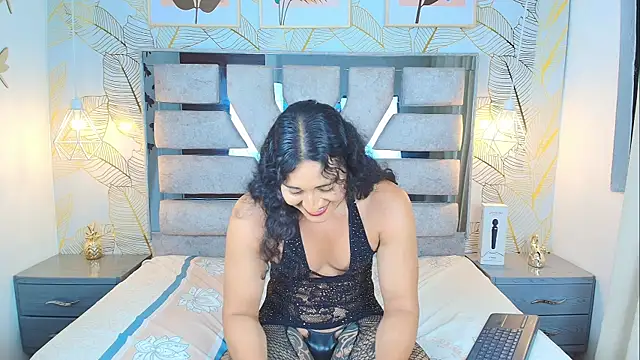 Chatroom XXX en direct de Alison_Chan_