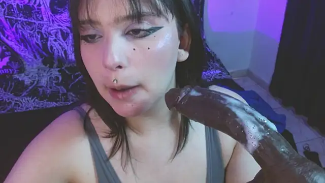 mikaskullcsのライブXXXチャット