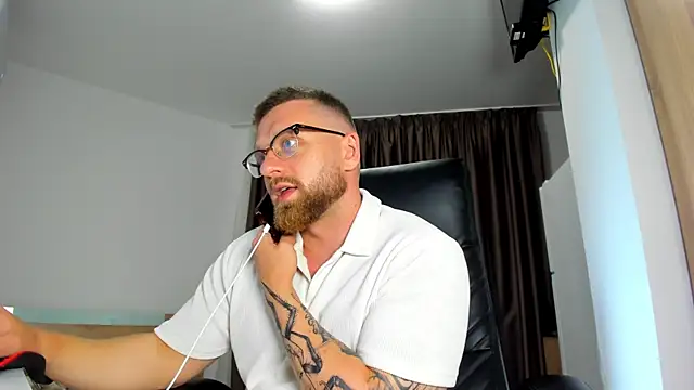 Findom_guy – Naživo XXX chat