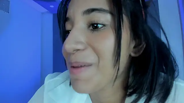 Živý XXX chat Emily_bruss
