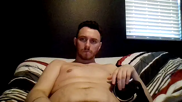 Mikecloudyhawk XXX чат на живо