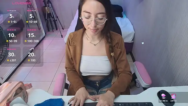 Veronica_miiller XXX чат на живо