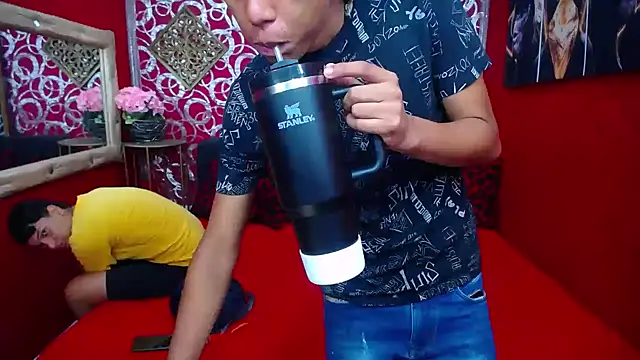 PEINBOYS – Live XXX-chat