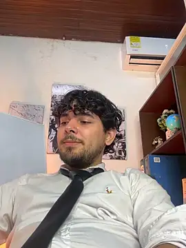 Samir_bear Chat XXX in diretta