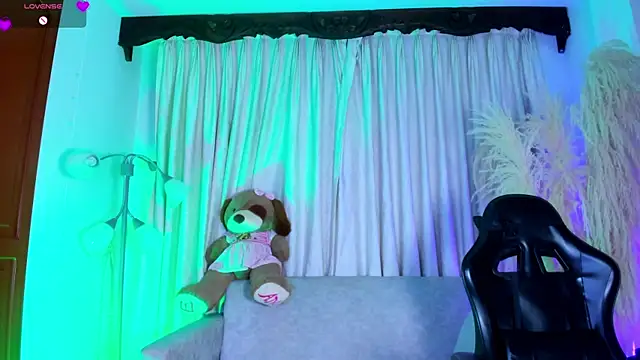XXX chat uživo modela alejagarcia_