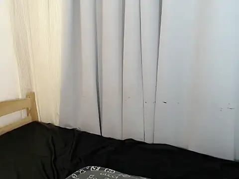 Chat +18 de Ur_Goddes_Barbie ao vivo