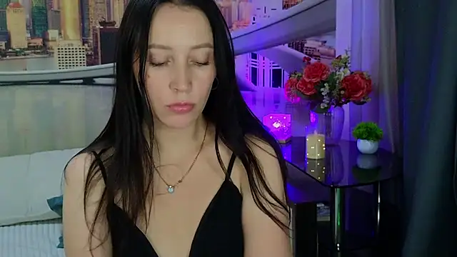XXX chat uživo modela MonicaSweetx