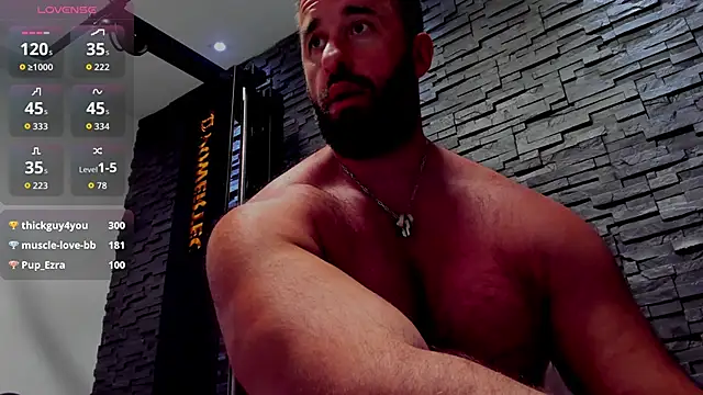 Czat XXX na żywo – David_Big_Daddy
