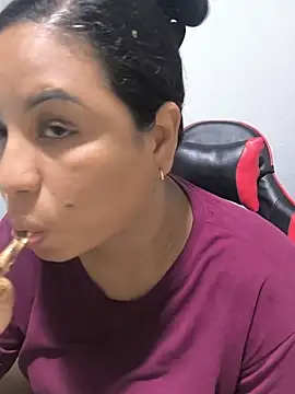 Francesca_ferrari – Naživo XXX chat