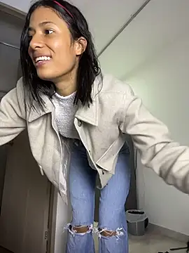 Valentinabaker 即時 XXX 聊天
