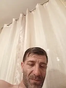 Alexdaniel89 现场XXX聊天