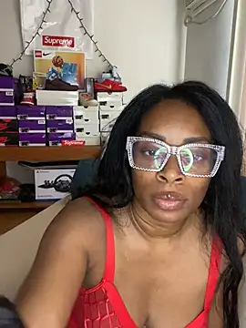 CaliBabiethe1 Chat XXX in diretta