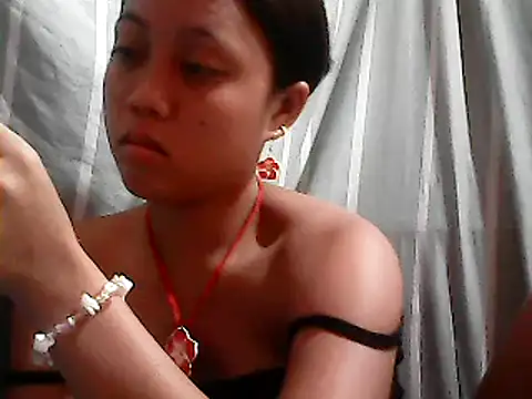 Yours_AsianPinayGirl18's Live XXX Chat