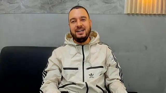 XXX chat uživo modela HARRY_SMIHT
