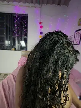 Simone_Miller Live XXX-chat
