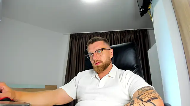 Chat XXX Live Findom_guy