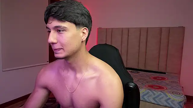 Chat XXX en directo de CHRIS_MORGAN1