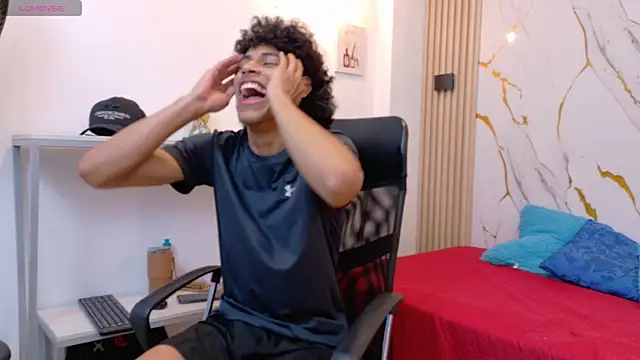 دردشة Zayn_Fox32 الجنسية المباشرة