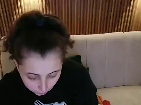 Chat XXX en directo de feelena_mysoull