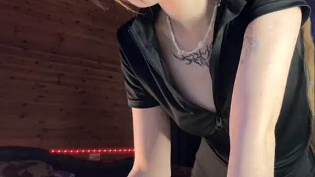 LeyaVoss Live XXX-chat