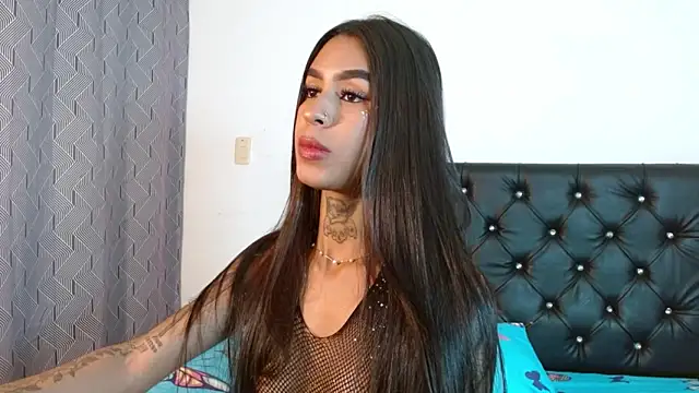 Ameliejoness_ Chat XXX in diretta