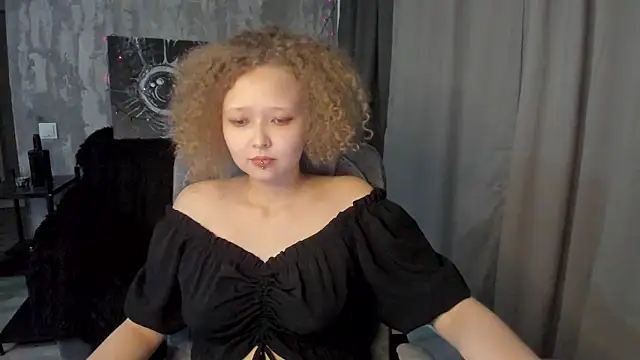 Živý XXX chat Senya_Sol