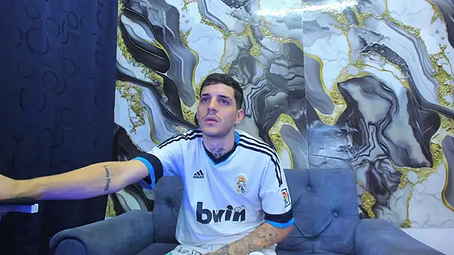Czat XXX na żywo – boy_max_latin