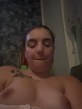 Czat XXX na żywo – LexiXXoo