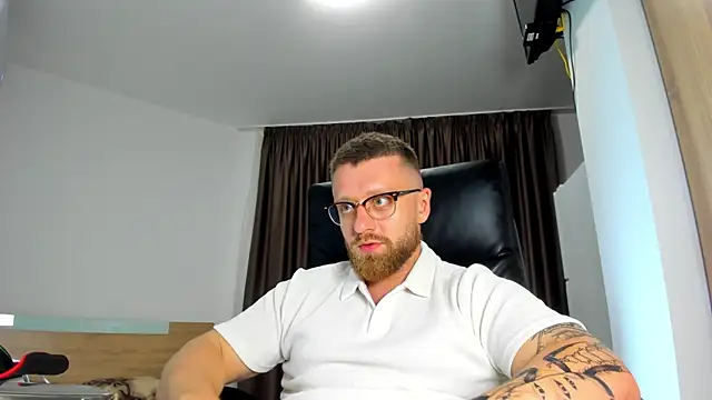 Findom_guy – Naživo XXX chat