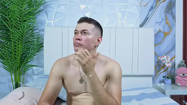 Živý XXX chat mily_and_mateo