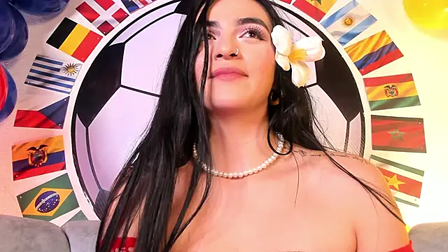 Chat +18 de miel_gomez ao vivo