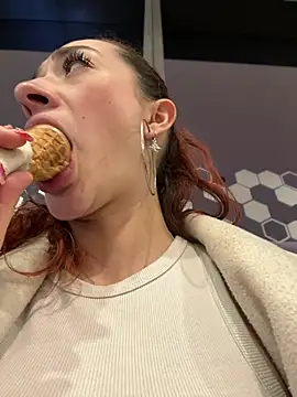 Chat +18 de ariiel_ ao vivo