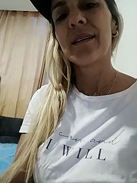 Chat XXX en directo de Monita_Med
