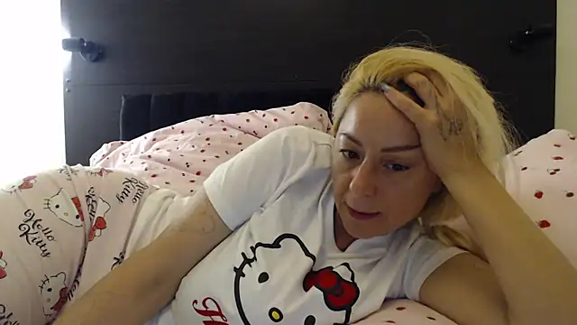 _karolynesyera_ – Naživo XXX chat