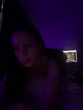 MonicaSweetx – Naživo XXX chat
