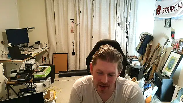 9VOLTT Live XXX Chat