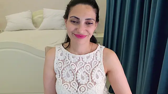 Chat XXX en directo de LovelyBeatrice