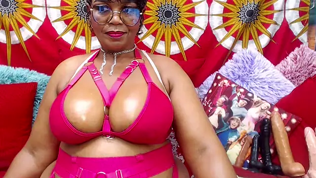 MATURExxxASS – Live XXX-chat