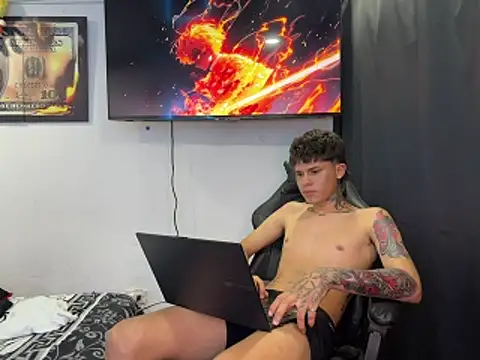 Jackdaniel001_ Live XXX Chat