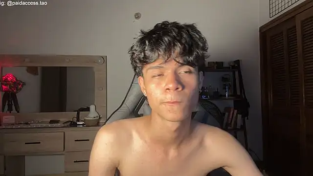 OopsAgain_ Live XXX-chat