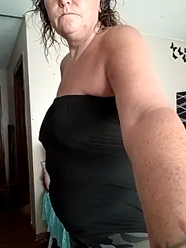 Bored_Grandma Chat XXX in diretta