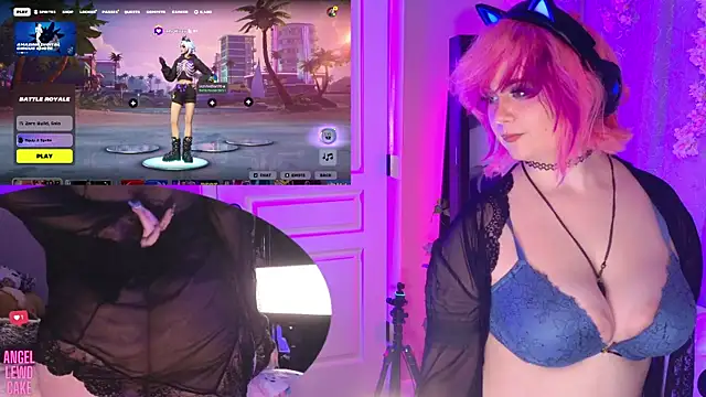 Angel-Lewd-Cake XXX чат на живо